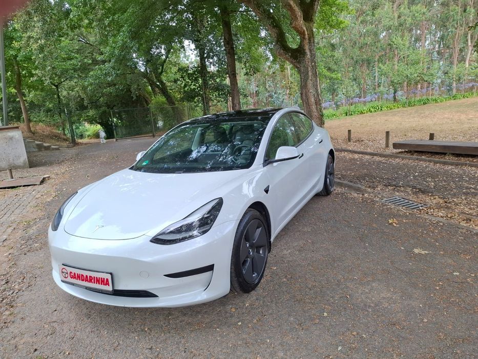 Tesla Model 3 Tração Traseira