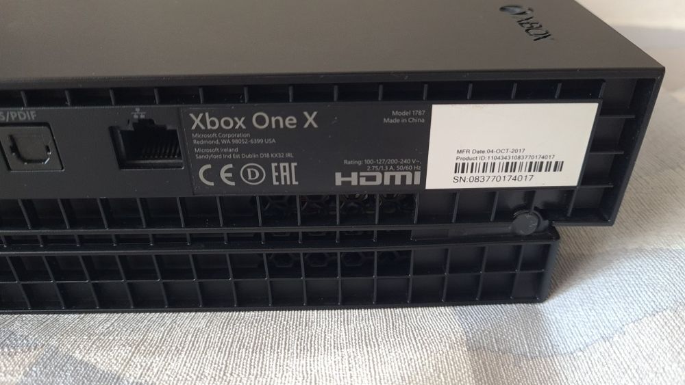 Xbox One X 500GB