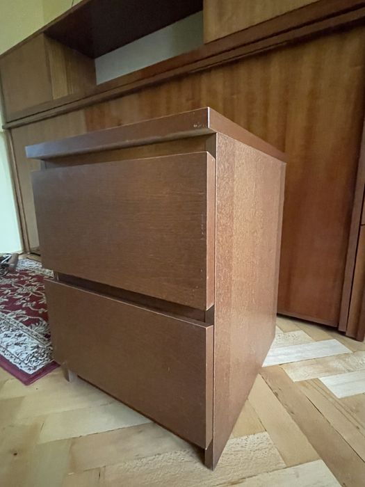 Mała, elegancka i przestronna komoda IKEA MALM | Stolik nocny | Szafka