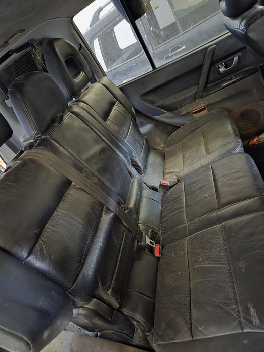 Сидіння Mitsubishi Pajero Wagon 3 Сидушки паджеро шкіряні