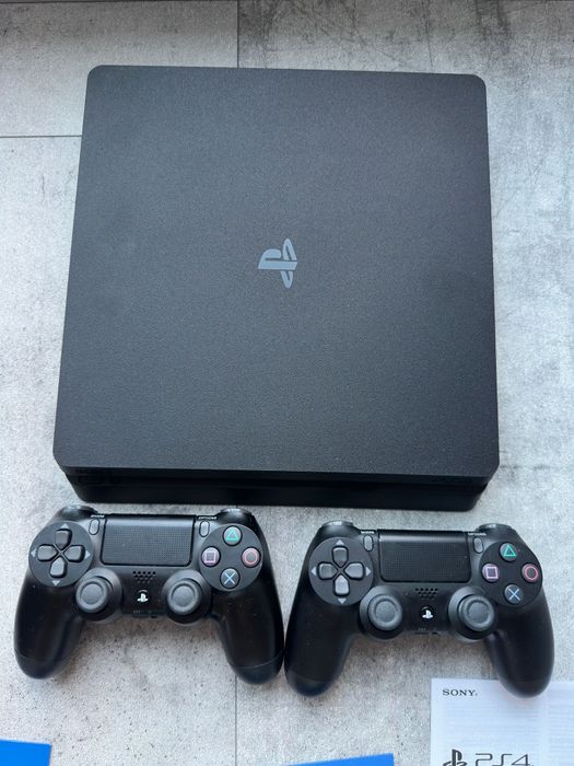 PS 4 slim  500 GB