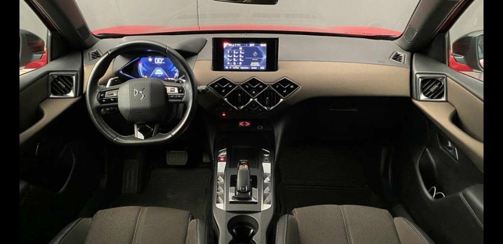 Продам супер экономный женский кроссовер Ситроен DS 3