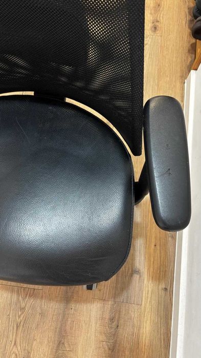 Cadeira giratória Ikea