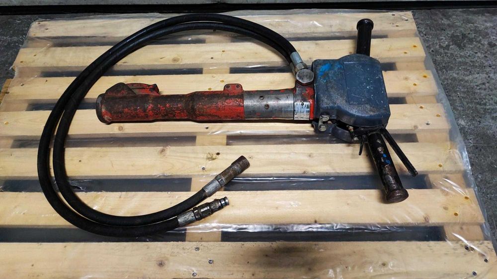 Ręczny młot hydrauliczny Atlas Copco + agregat