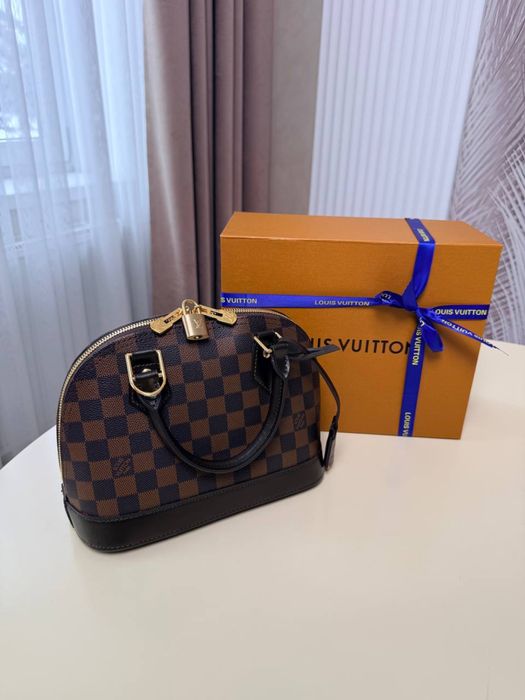 Torba Louis Vuitton alma chess bb