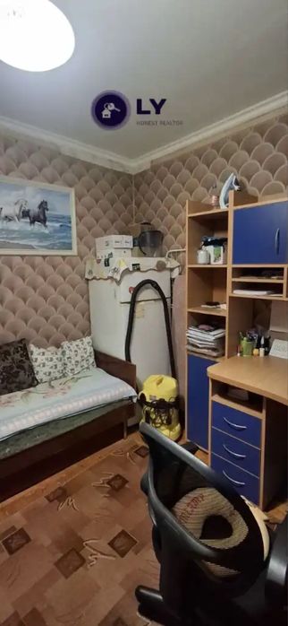 Продам 4к квартиру, ж/м Перемога, бул. Слави