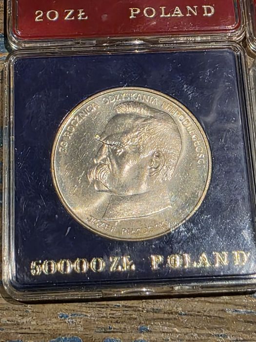 Monety kolekcjonerskie jedna próba.