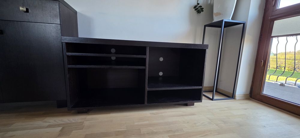 Komoda oraz szafka RTV z formiru dębowego stan bardzo dobry