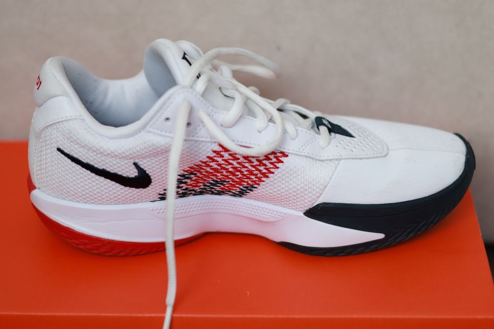 Buty do koszykówki Nike G.T. CUT Academy 41