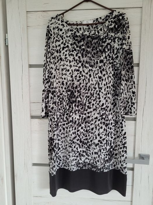 Sukienka rozmiar XL cętki panterka