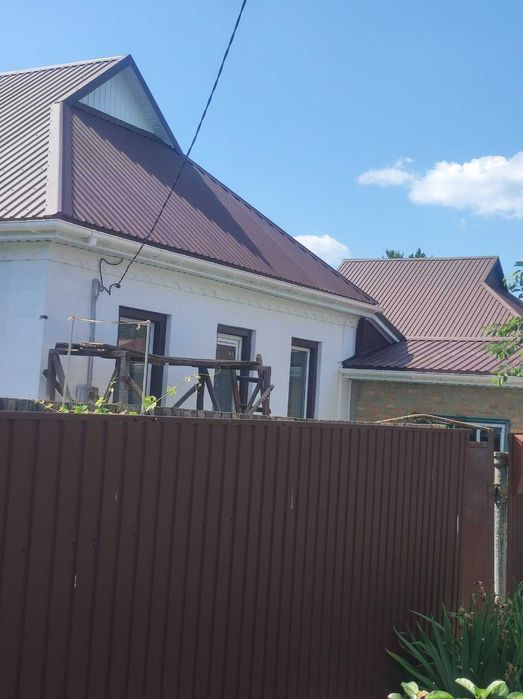 Металопрофіль. профнастил для покрівлі, заборів, криш, ангарів