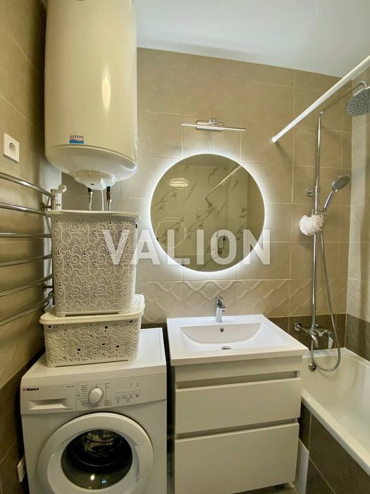 Продаж 3к квартири Подільський р-н Івана Виговського 10Е