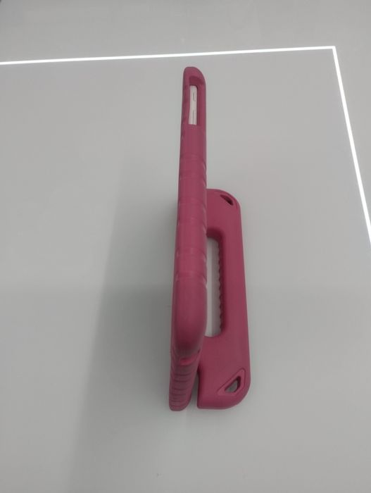 Solidne Etui na tablet 9,6"