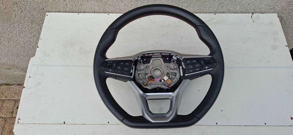 SEAT LEON 4 IV FR 2020- kierownica multifunkcja skóra grzana łopatki 5FA419091EP