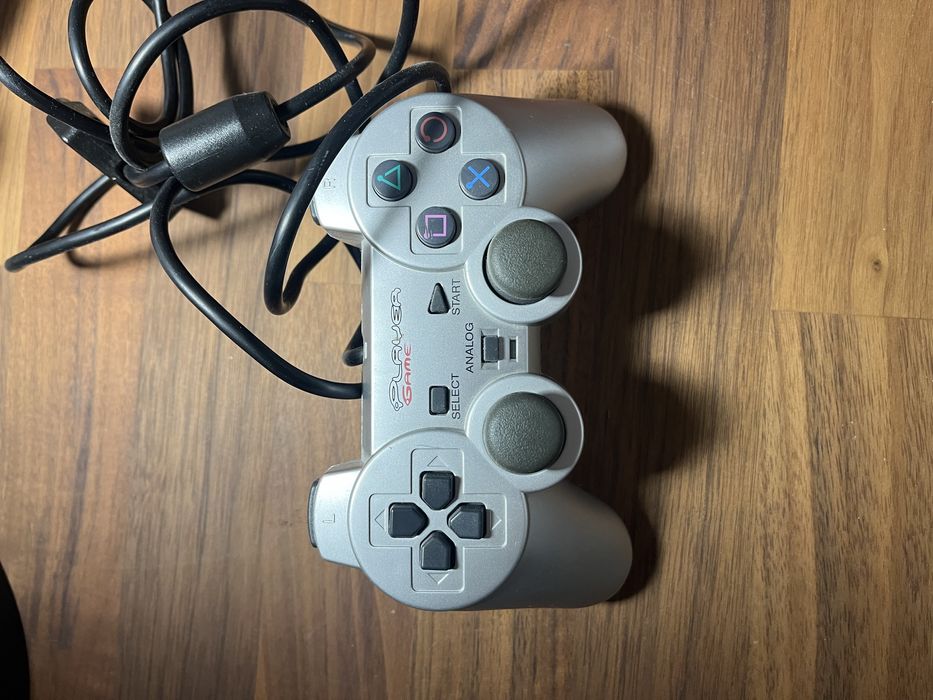 Playstation 2 com comando e acessorio para cantar