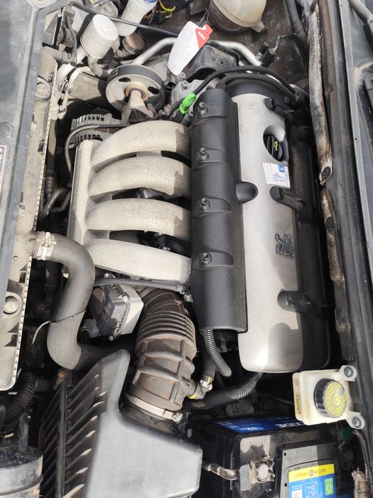 Peugeot 307 CC 2.0 16 v 177 KM  Na Części