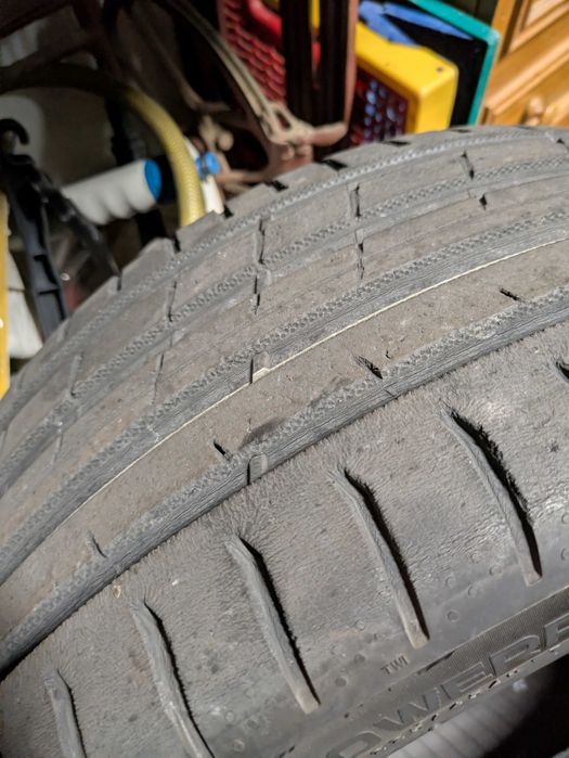 2 pneus 225/45/R17 Nokian Powerproof