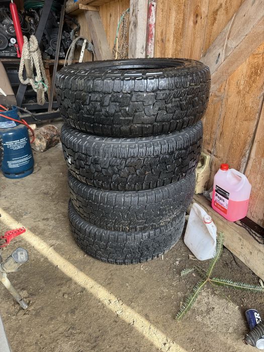 Opony terenowe całoroczne Pirelli scorpion AT 235/65 r17 4szt