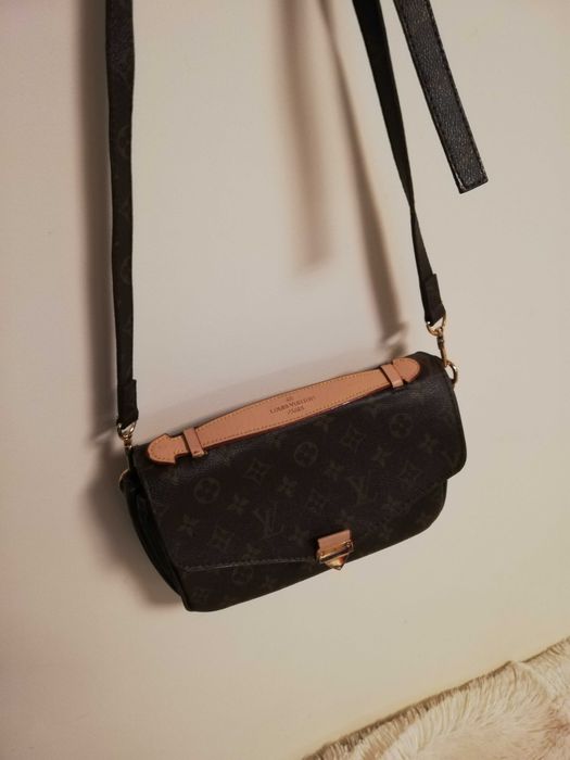 Torebka Louis Vuitton skóra skórzana monogram pochette metis