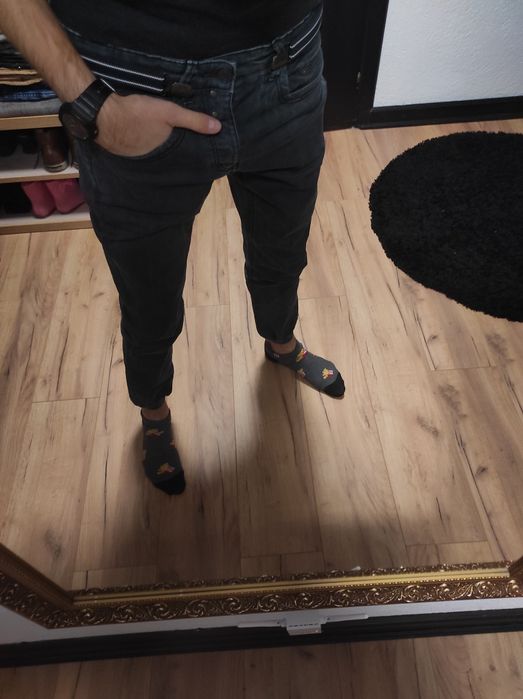 Spodnie męskie jeans pull&bear 38