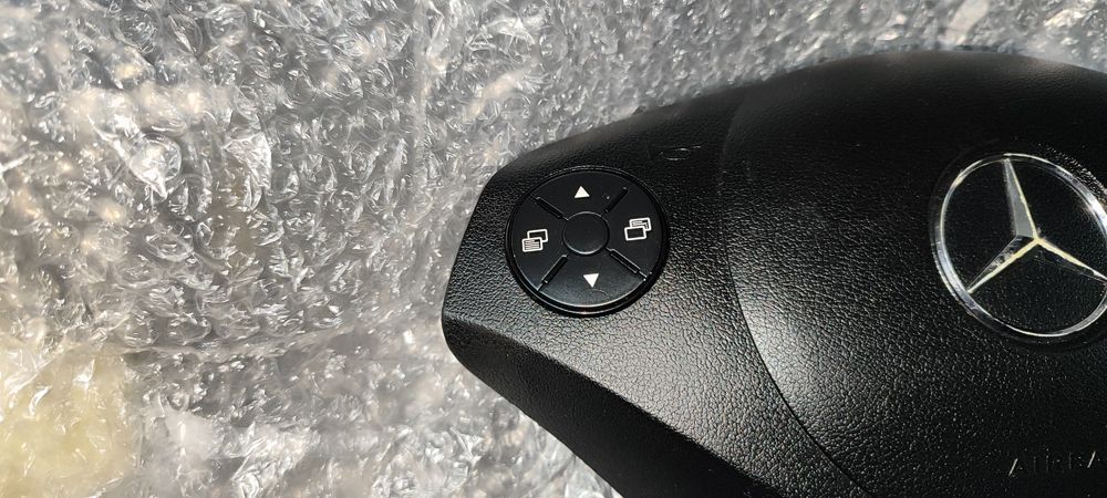 Подушка руля с кнопками мультируль на Sprinter 906