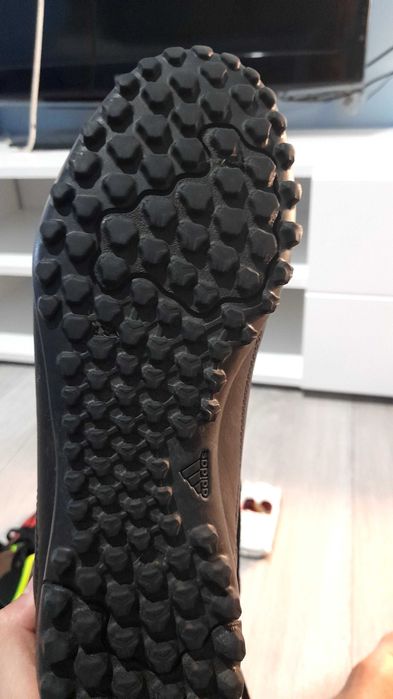 Buty halówki do piłki nożnej adidas predator