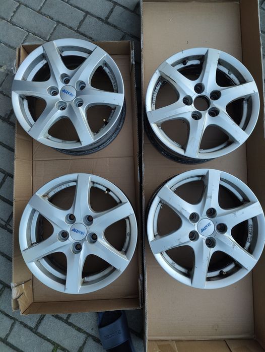 Felgi aluminiowe Alutec KBA48527 6.0" x 15" 5x112 ET45