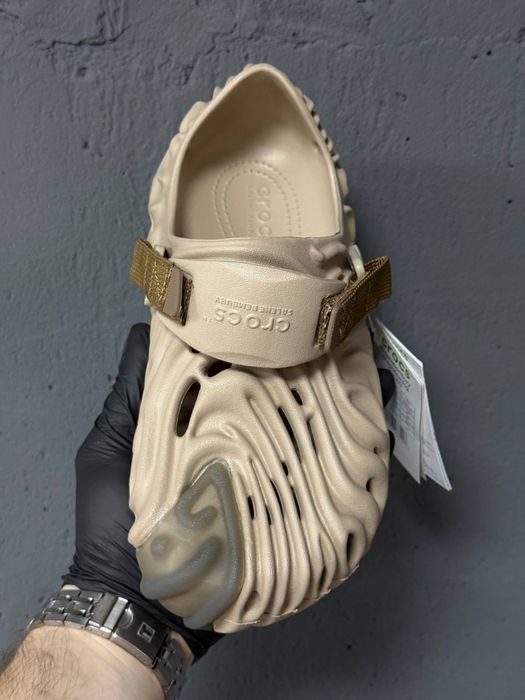 Crocs  шльопанці жіночі чоловічі крокси Crocs Selehe Bembury clog  бежеві