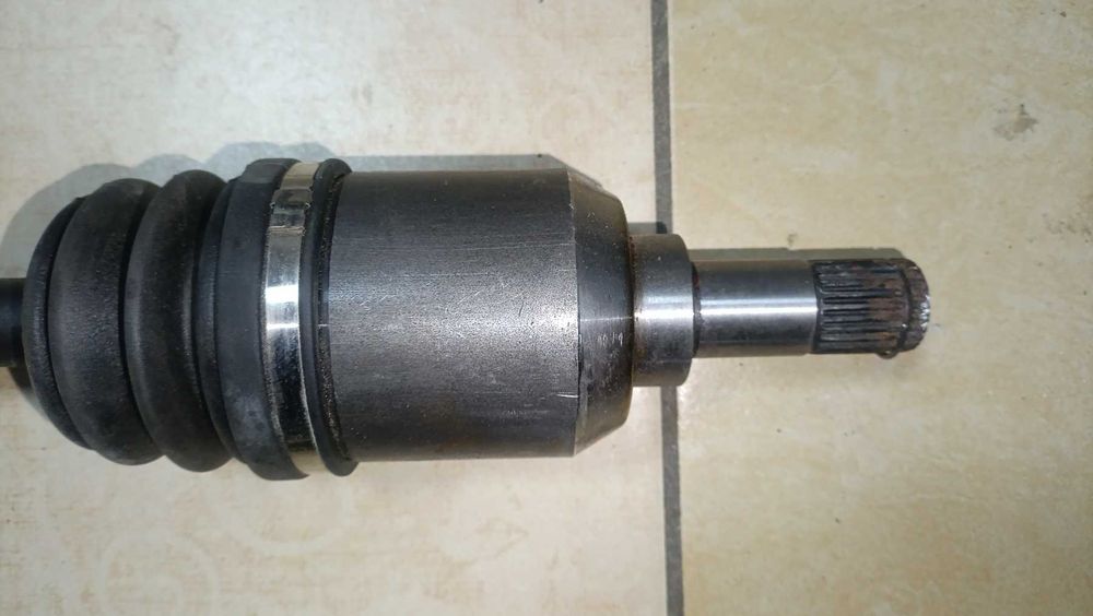 Полуось Авео VIDA 1.5 16клап. МКПП 2011-2015 в сборе SF6950-2303064