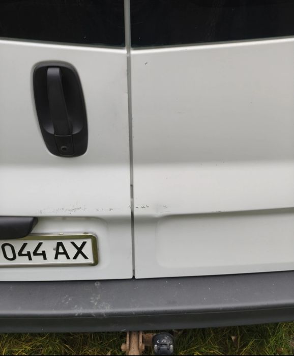 Продається машина Рено трафік