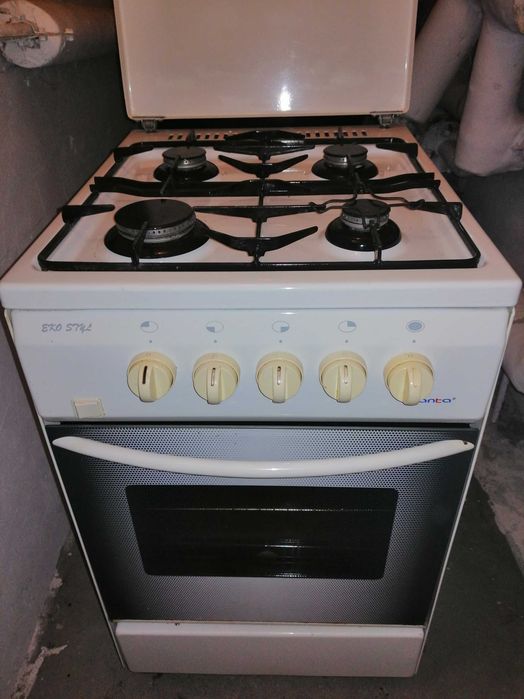Pralka automatyczna Bosch i kuchenka gazowa