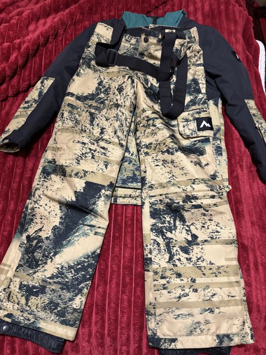 Лижний костюм на розмір 152