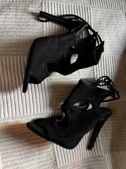 Buty na obcasie rozmiar 36