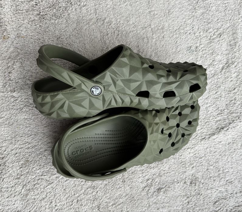 Сабо Crocs Classic Geometric  M11 45розмір 29 CM