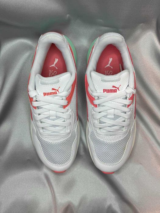 Жіночі кросівки Puma X-Ray