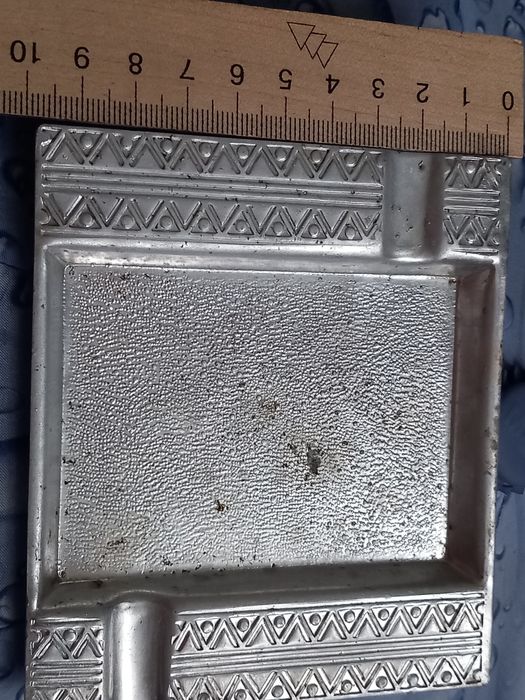 ПРОДАМ попільничку