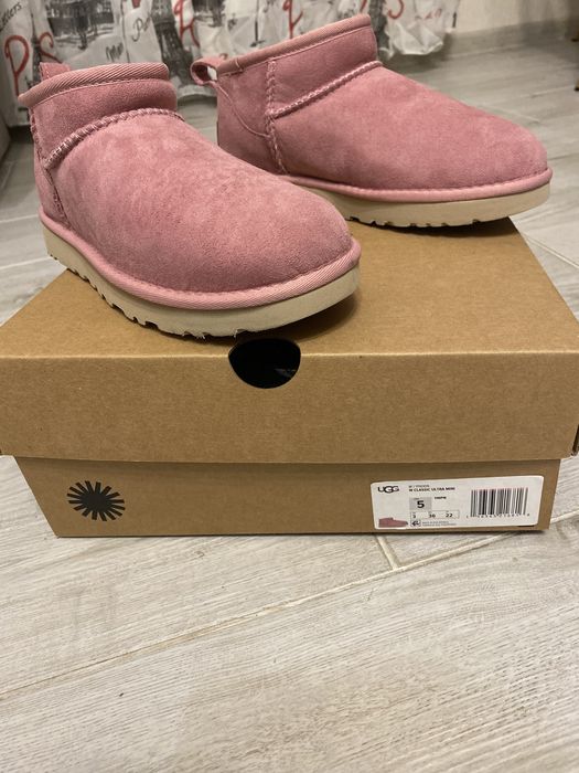 Нові, замшеві Ugg