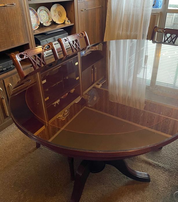 Conjunto Sala de Jantar Estilo Clássico - Mesa e Cadeiras