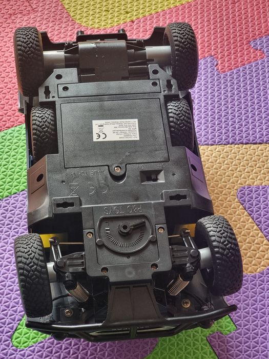 Carro redbull speed com comando