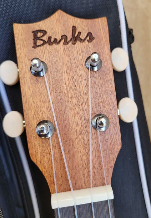 Укулеле Burks Soprano UK-21 з чохлом