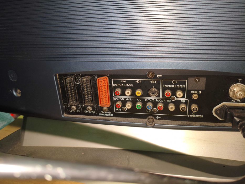 TV lcd Sony 108  cm de ecrã