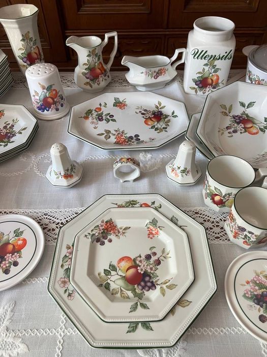 Johnson Bros Fresh Fruit Рідкісний англійський сервіз: 600 грн