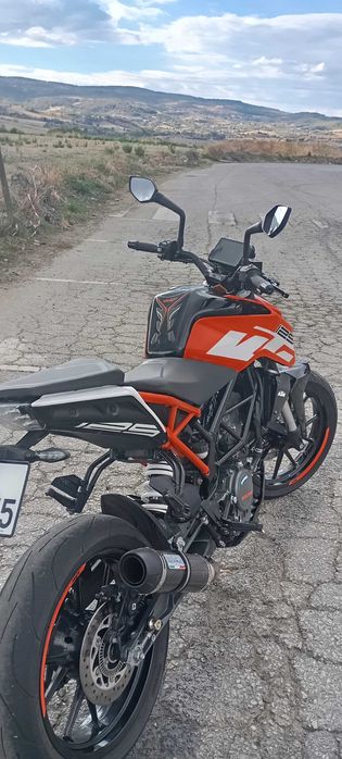 Mota KTM Duke 125