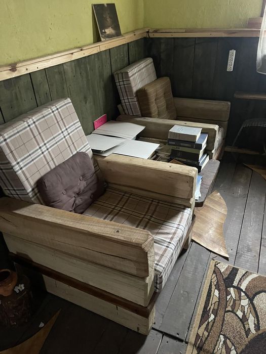 Помешкання під лісом в селі Піски. 70км від міста Київ.