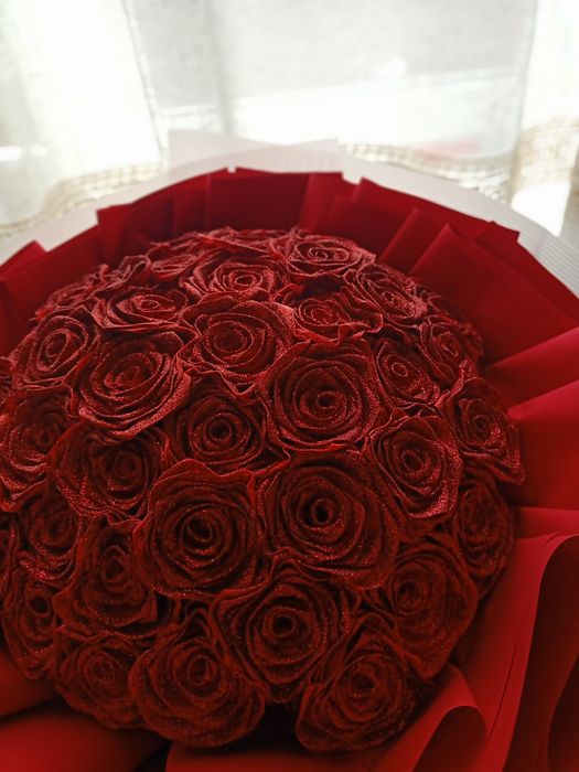 Квіти з атласної стрічки