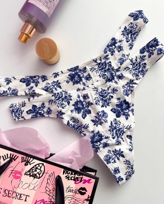 Трусики Білизна Victoria‘s Secret Вікторія Сікрет