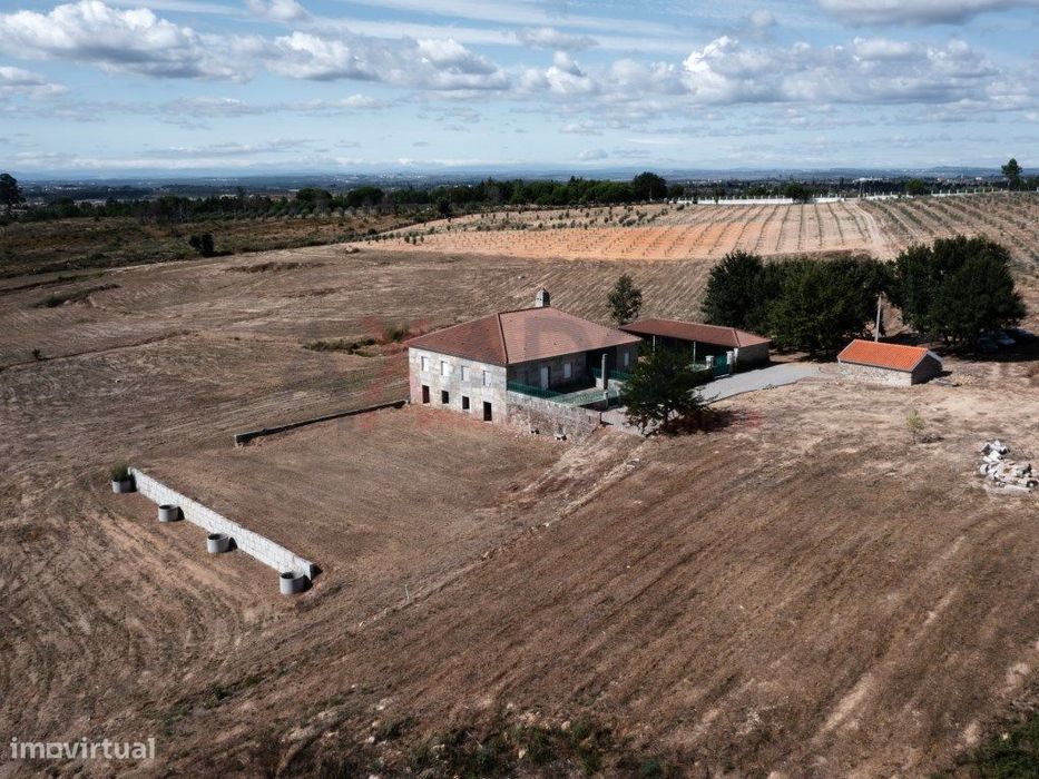 Quinta única perto da Serra da Estrela.