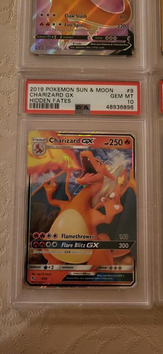 4 slabs de cartas Pokémon Charizard psa 10