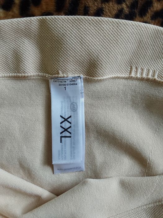 Majtki  modelująca C & A  Nowy