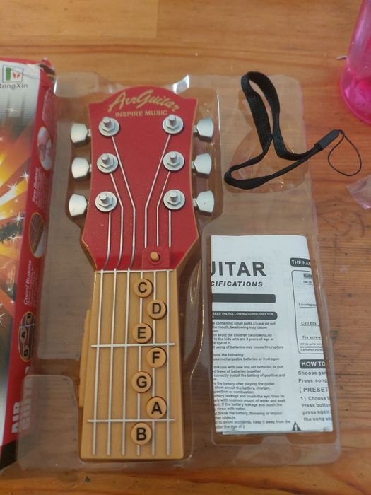 Air guitar inspire yhe music